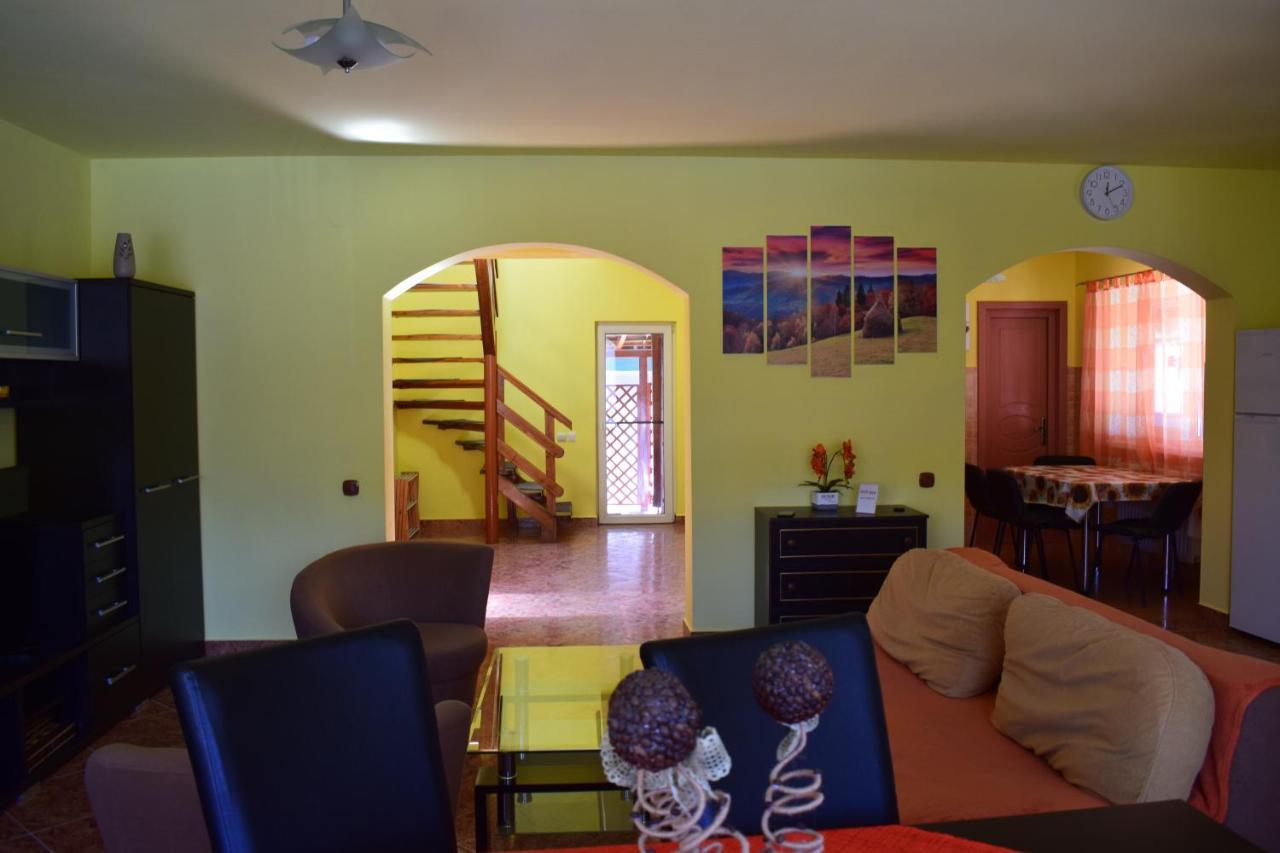 Gamma Casa de hóspedes Praid Exterior foto